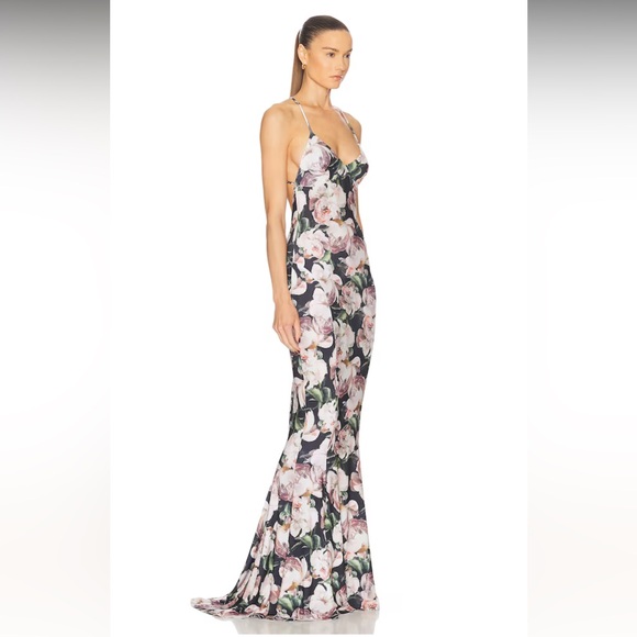 Norma Kamali Sleeveless Low-Back
Slip Fishtail Gown - Size S - Picture 7 of 16